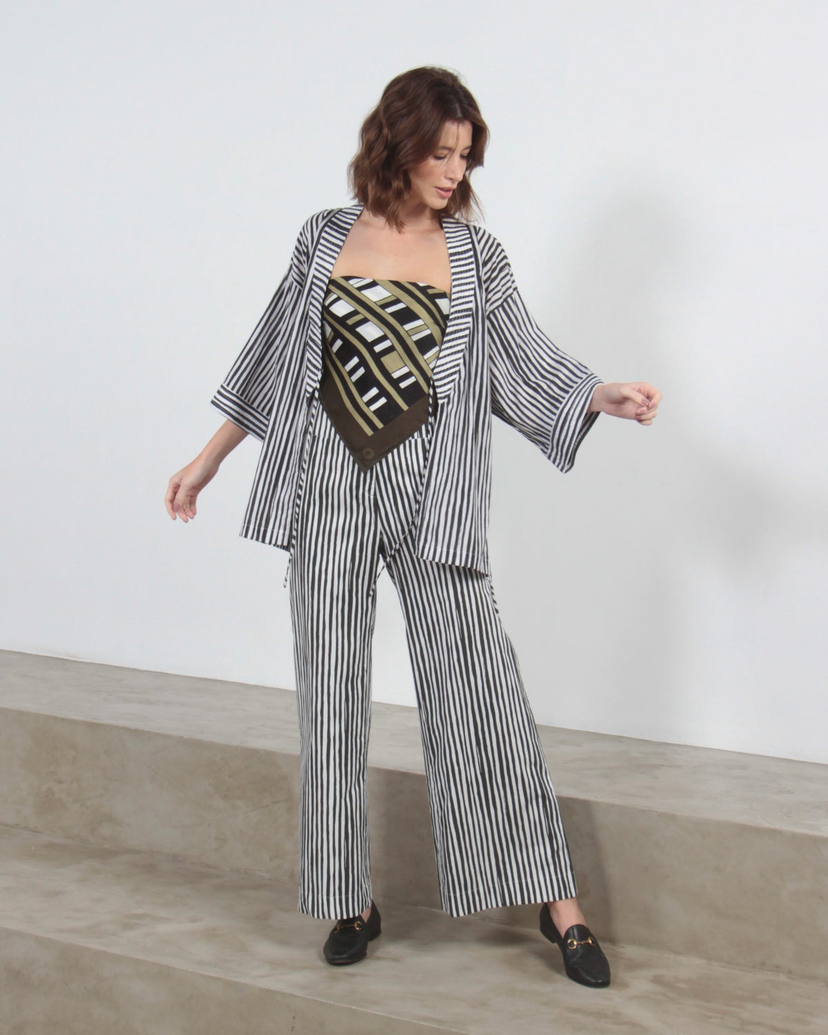 CALÇA RETA STRIPES PRETO