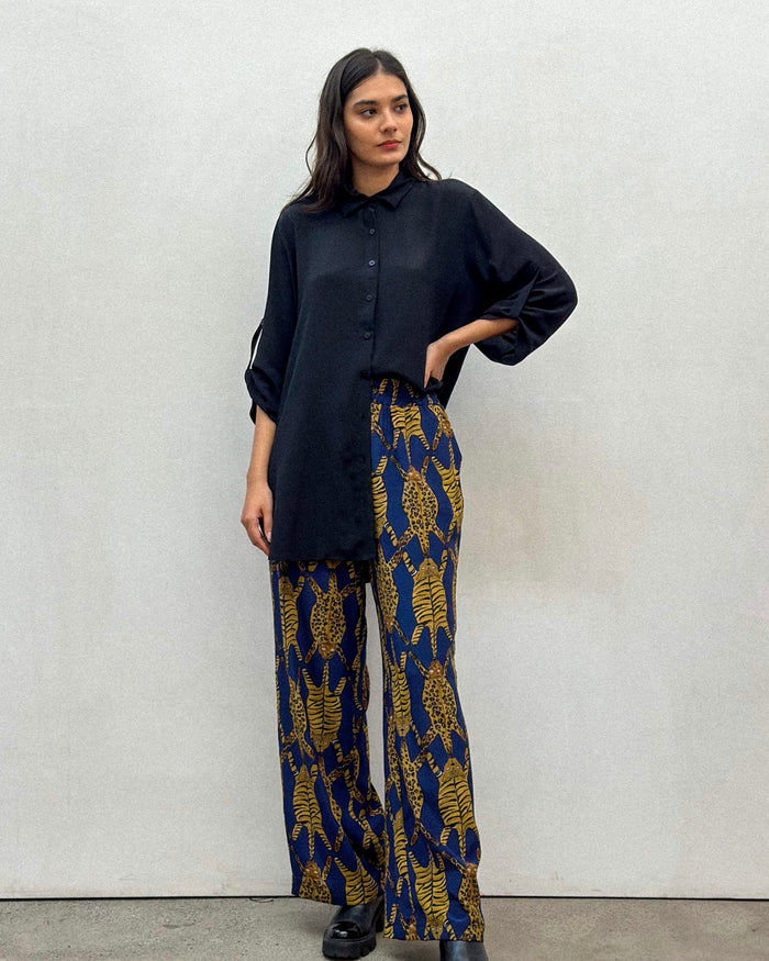 CAMISÃO ELISA PRETO