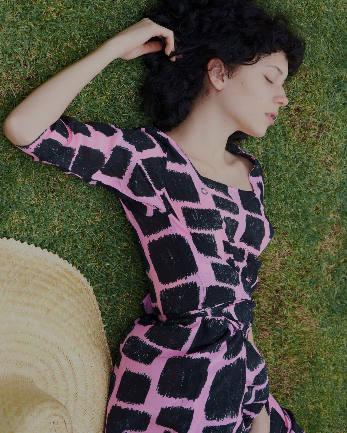 VESTIDO ASA CURTO SQUARE