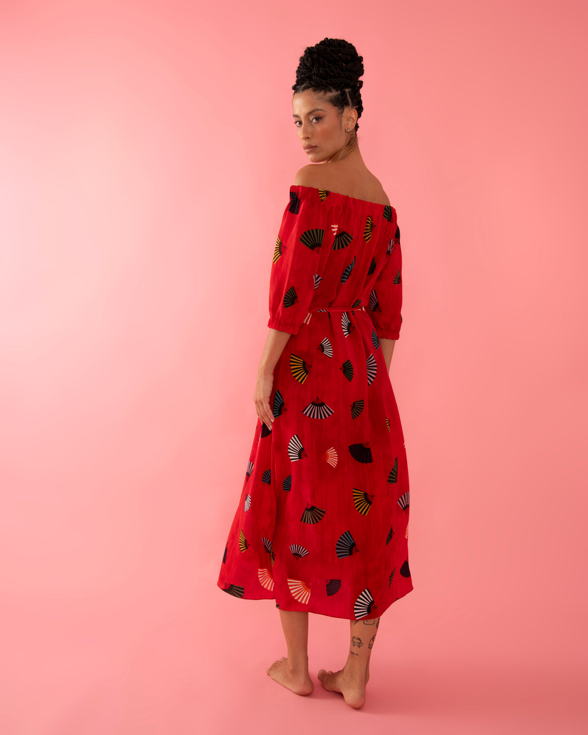 VESTIDO BARDOT LEQUES VERMELHO