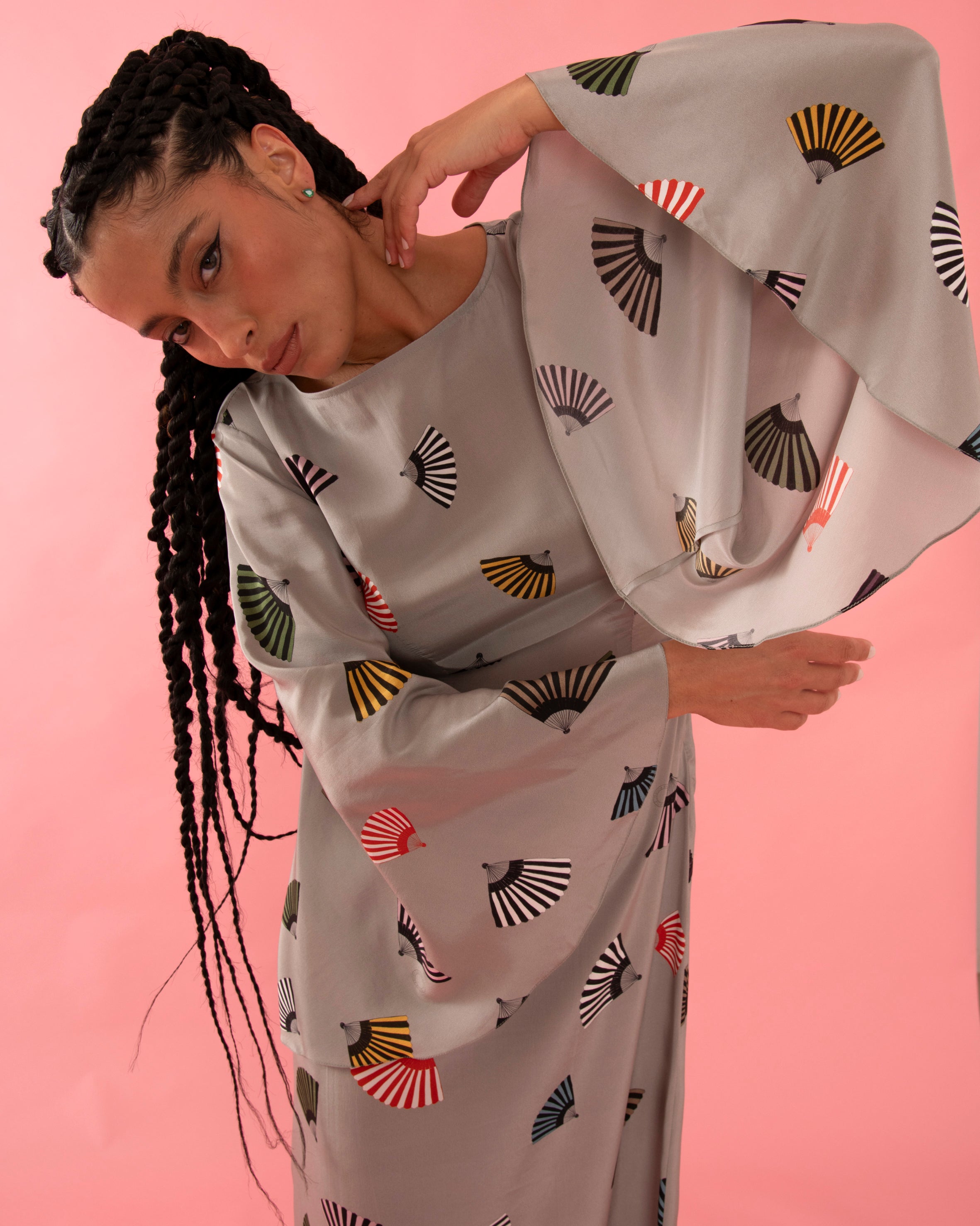 VESTIDO LELÊ LEQUE CINZA