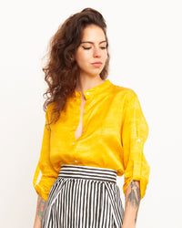 CAMISA T AMARELA