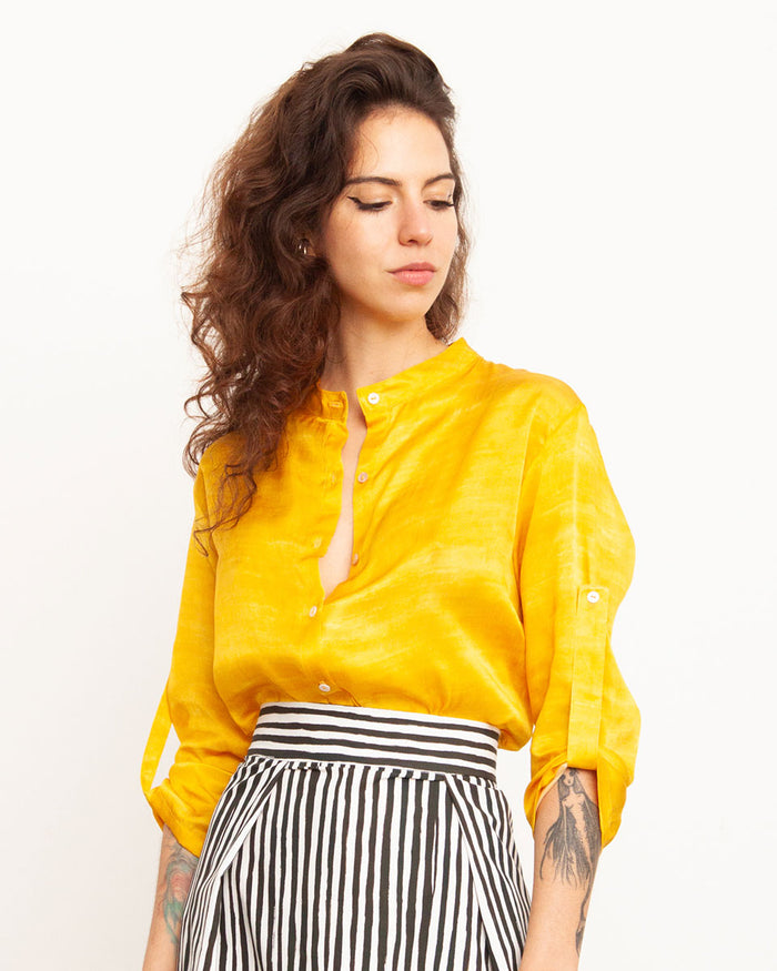 CAMISA T AMARELA