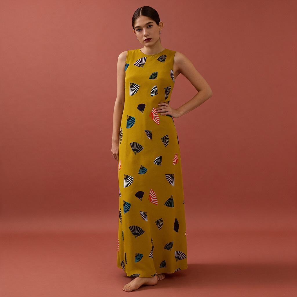 VESTIDO FLORA LEQUE MOSTARDA