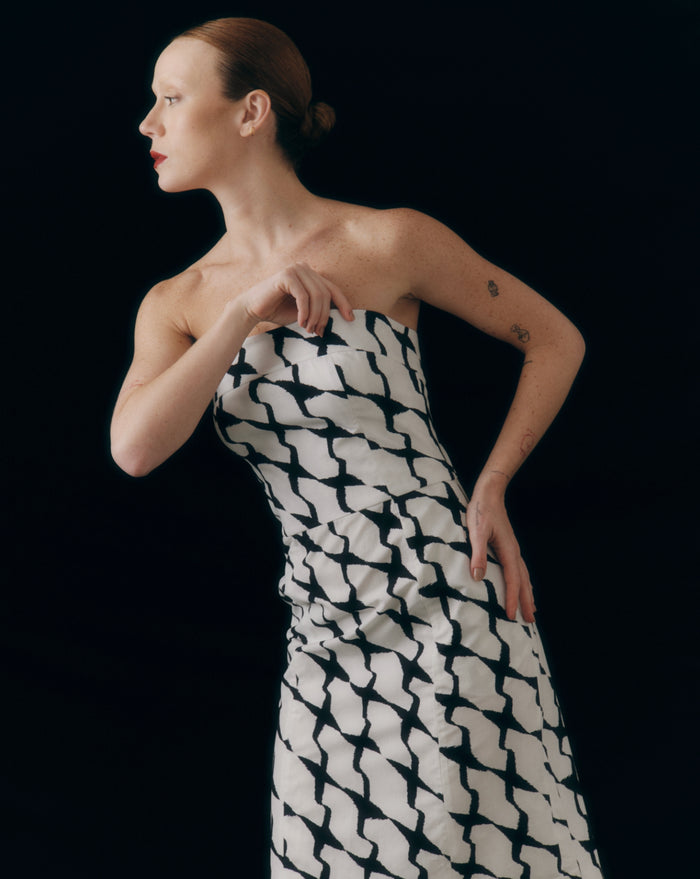 VESTIDO TOMARA QUE CAIA PIED DE POULE