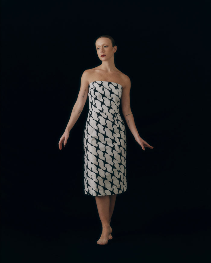 VESTIDO TOMARA QUE CAIA PIED DE POULE