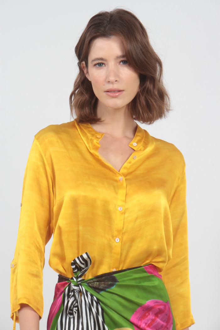 CAMISA T AMARELA