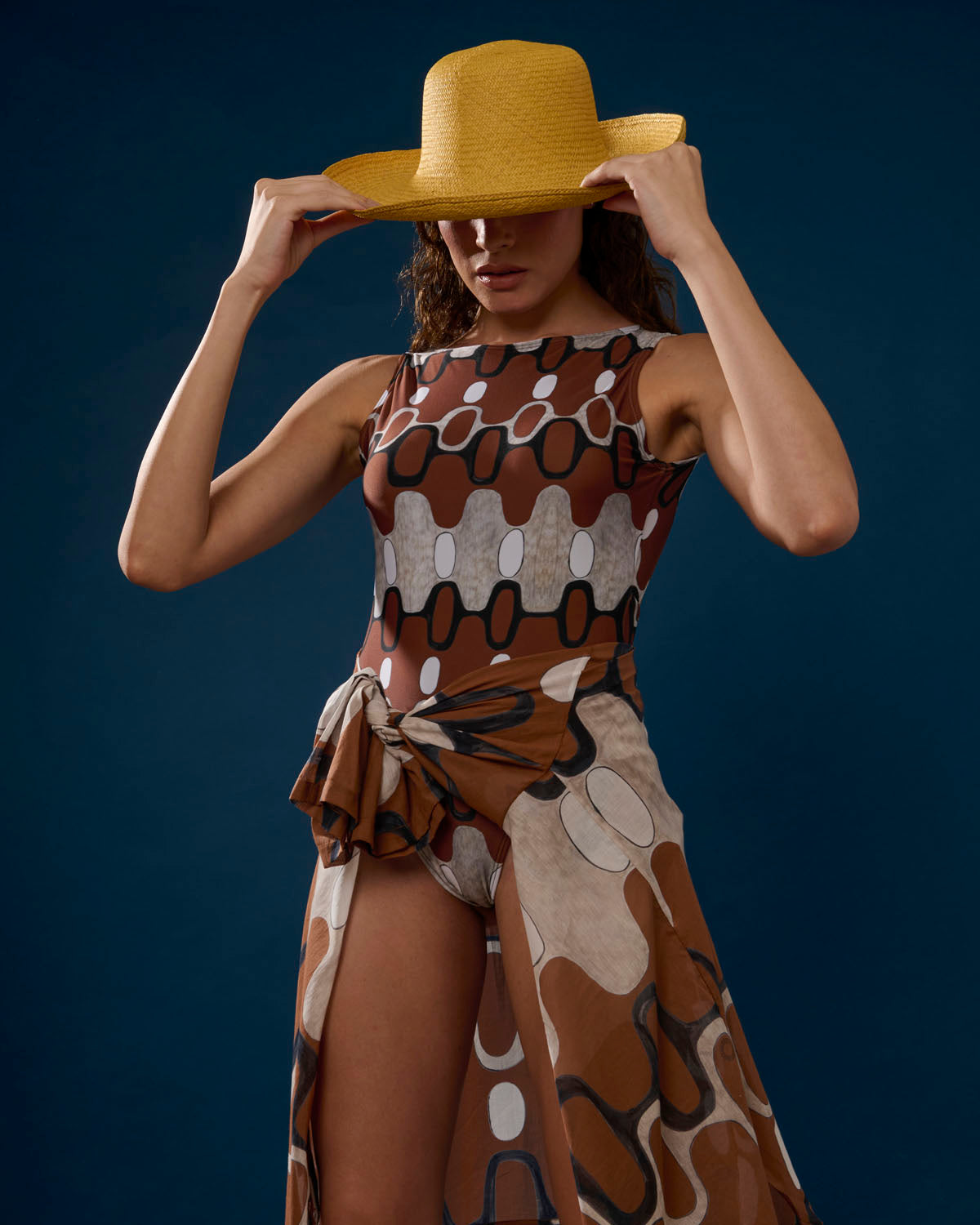 MAIÔ SARDENHA IPANEMA MARROM