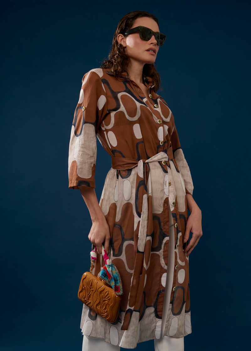 CAMISÃO ELISA LONGO IPANEMA MARROM